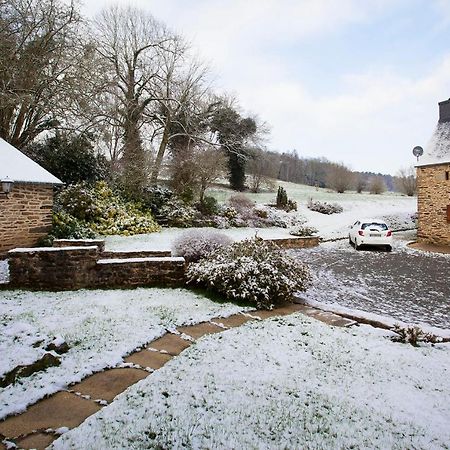 Stone Cottage With Modern Cosy Interior Near To Josselin Perfect Retreat For Writers Or Star Gazers Guégon Exterior foto